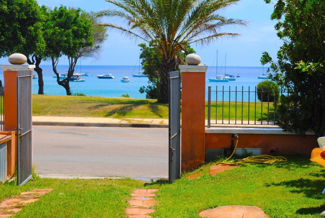 Villa Stella Fronte Mare Porto Frailis Àrbatax Extérieur photo