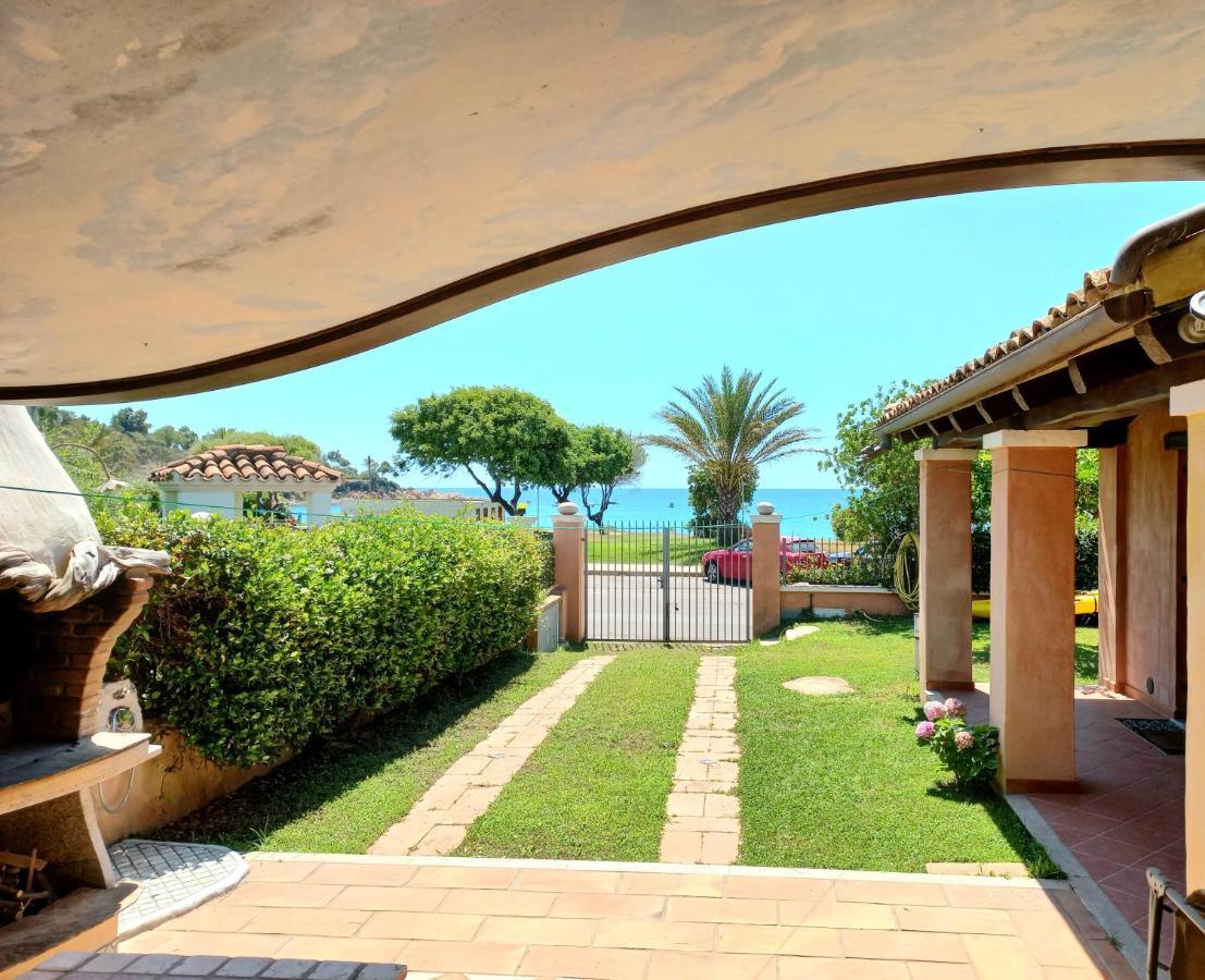 Villa Stella Fronte Mare Porto Frailis Àrbatax Extérieur photo