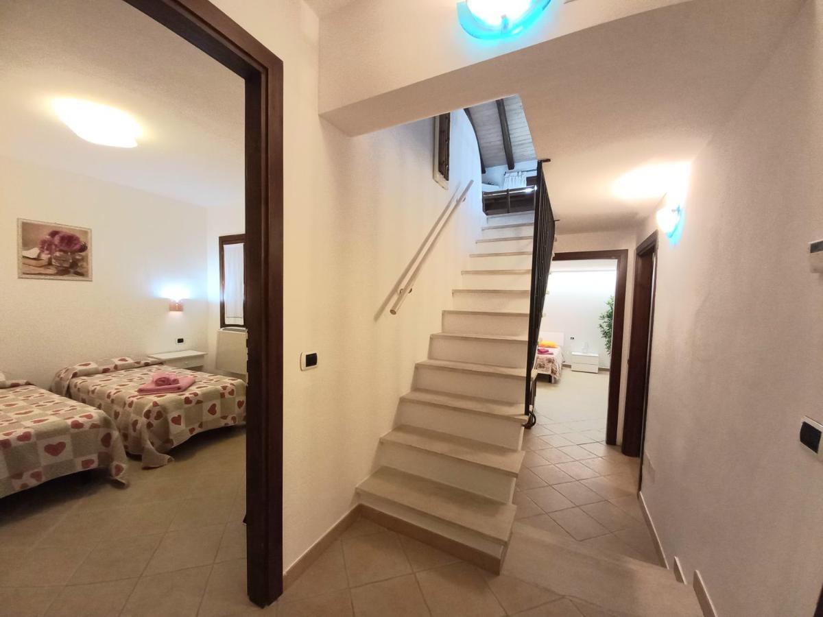 Villa Stella Fronte Mare Porto Frailis Àrbatax Extérieur photo